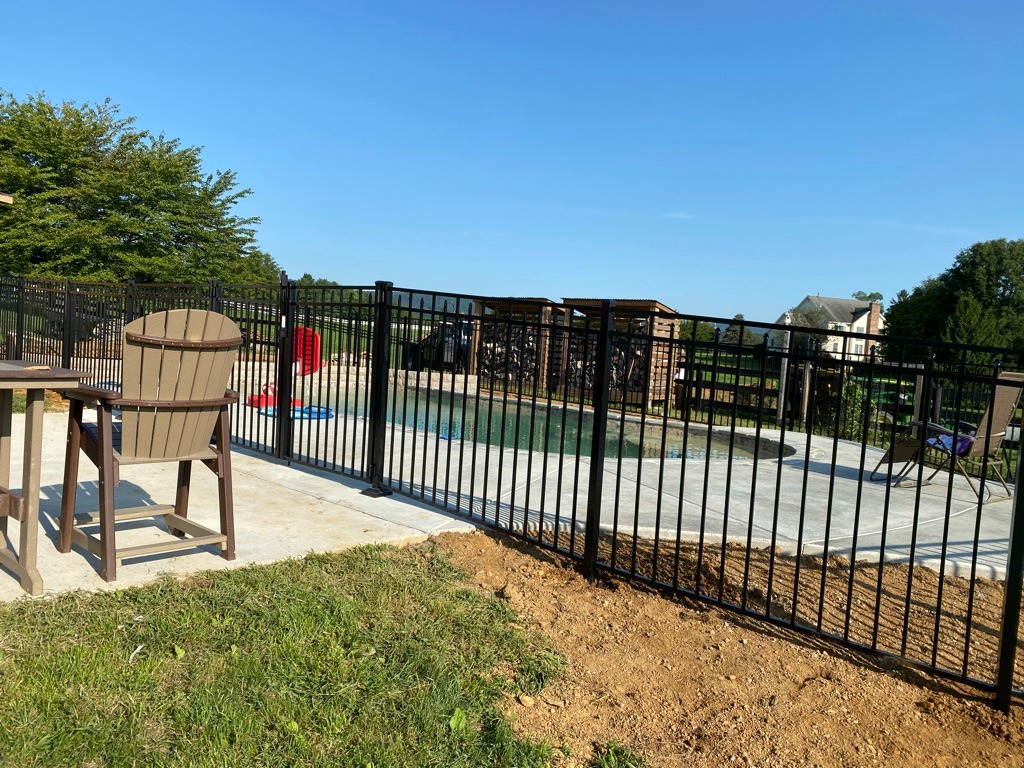 Spear Top Aluminum Fence